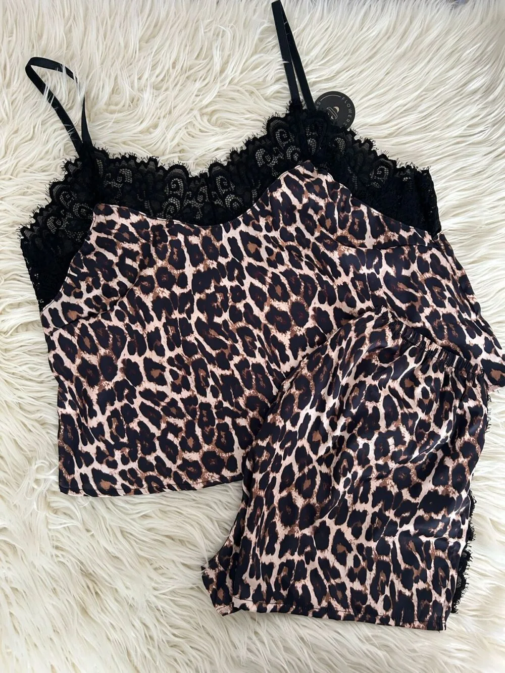 Pijama de raso